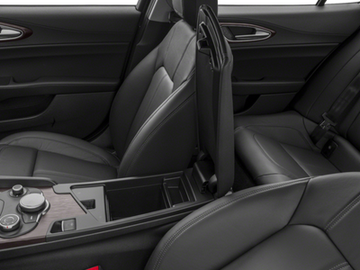 2017 Alfa Romeo Giulia Base