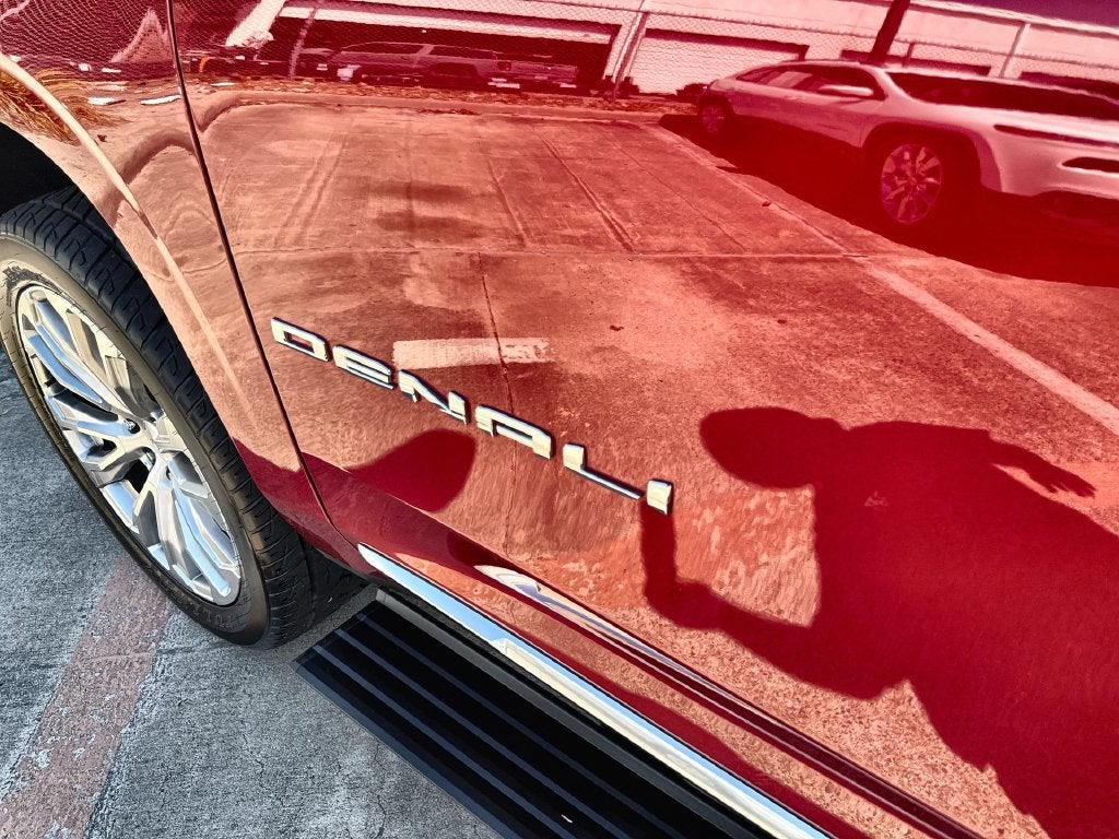 2022 GMC Yukon Denali