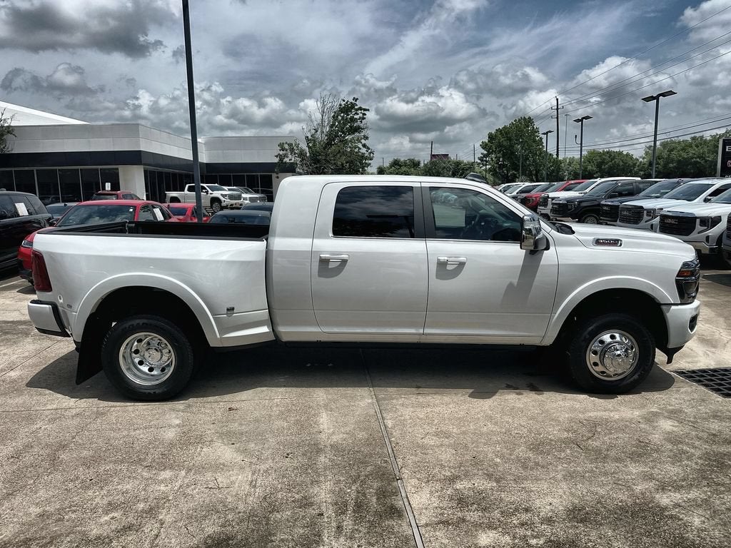 2026 RAM 3500 Longhorn