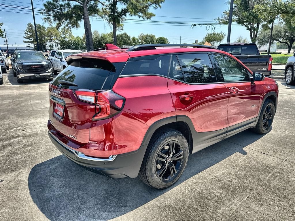 2024 GMC Terrain AT4