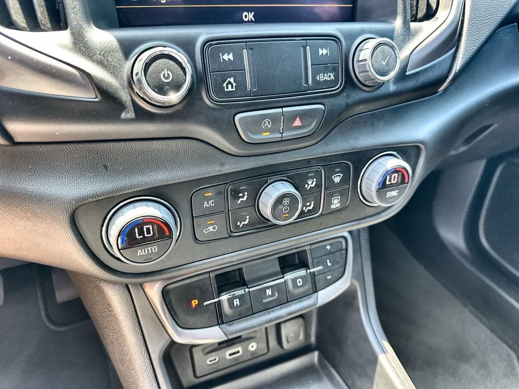 2024 GMC Terrain AT4