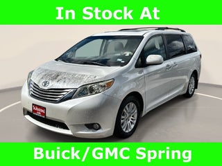 2015 Toyota Sienna XLE