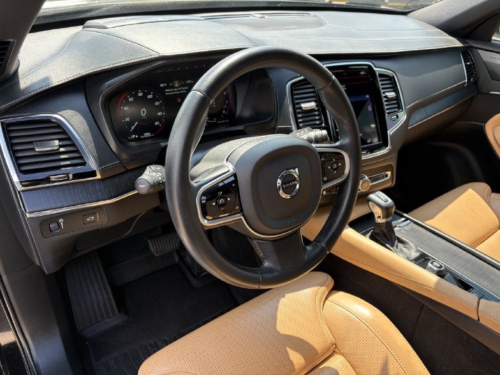 2022 Volvo XC90 Inscription