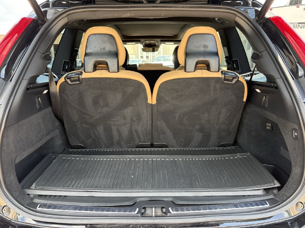 2022 Volvo XC90 Inscription