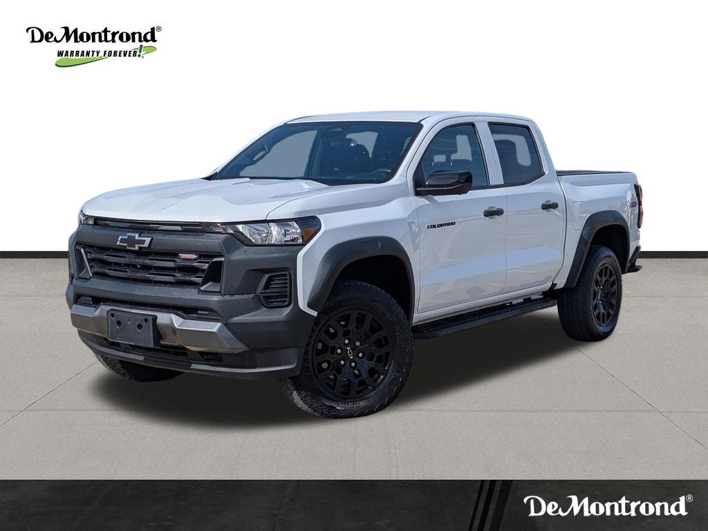 2024 Chevrolet Colorado 4WD Trail Boss Crew Cab Short Box's photo