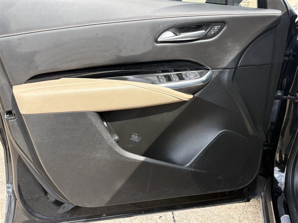 2024 Cadillac XT4 Luxury