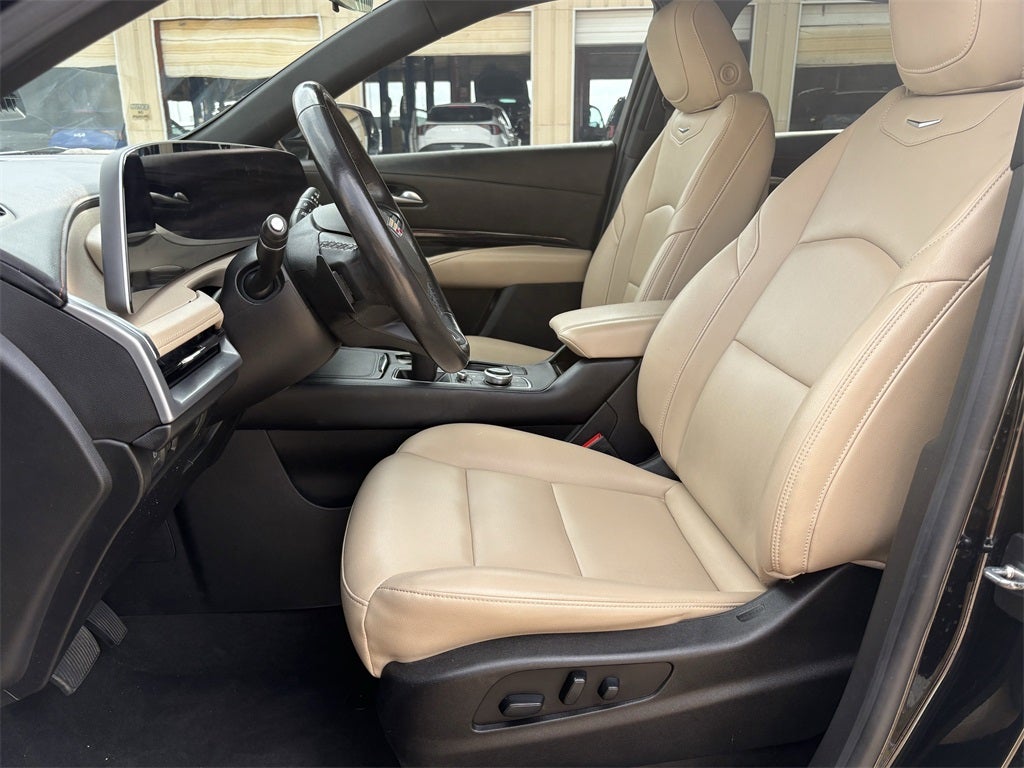 2024 Cadillac XT4 Luxury