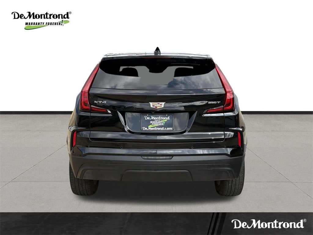 2024 Cadillac XT4 Luxury