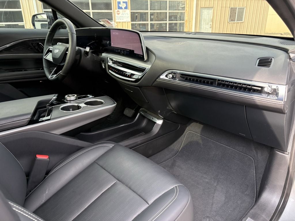 2024 Cadillac LYRIQ Luxury