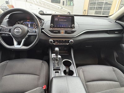 2022 Nissan Altima 2.5 SV