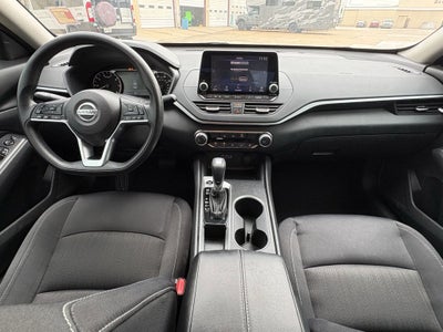 2022 Nissan Altima 2.5 SV