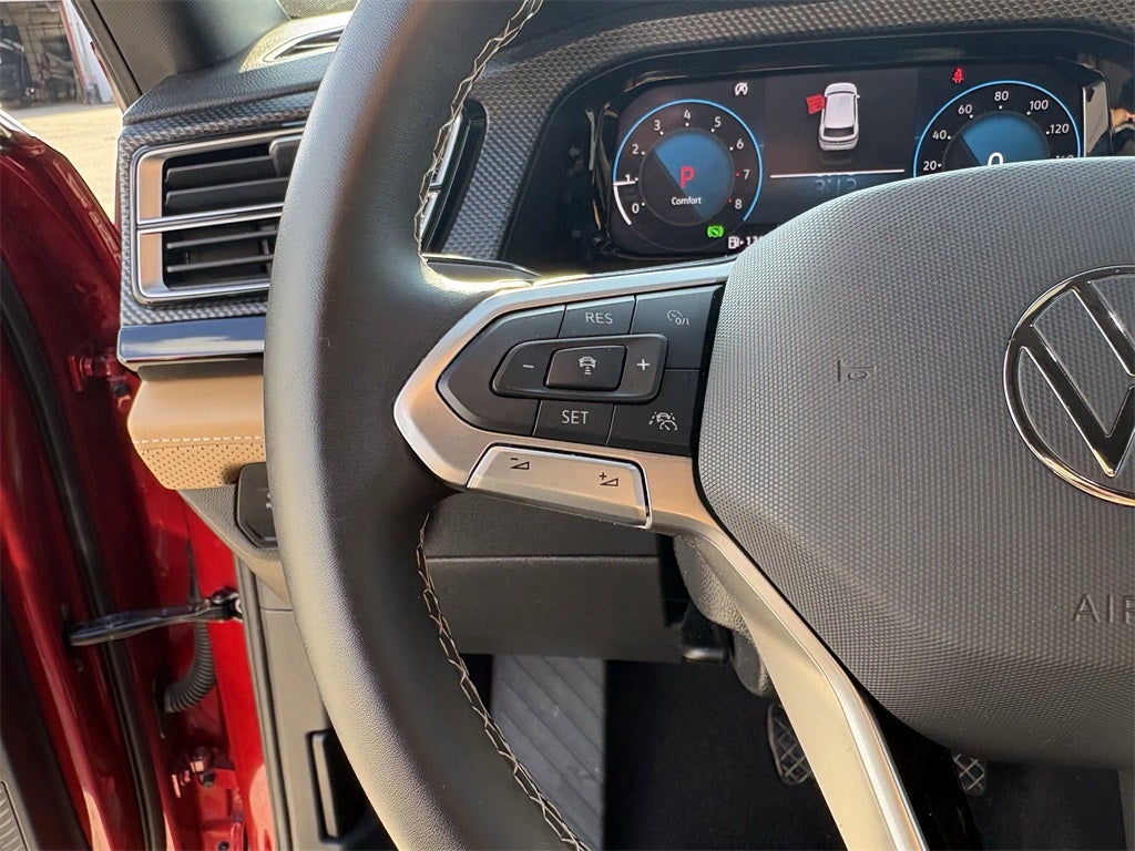 2024 Volkswagen Atlas Cross Sport 2.0T SEL