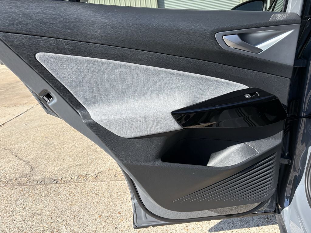 2025 Volkswagen ID.4 Pro