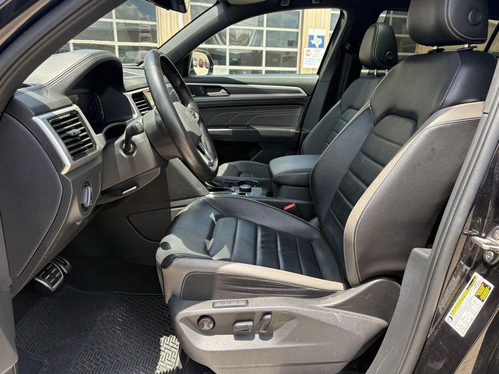 2023 Volkswagen Atlas Cross Sport 3.6L V6 SEL Premium R-Line