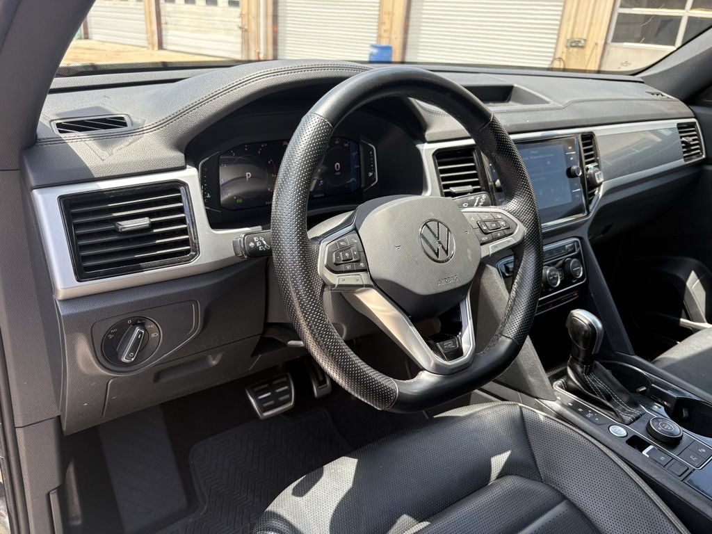 2023 Volkswagen Atlas Cross Sport 3.6L V6 SEL Premium R-Line