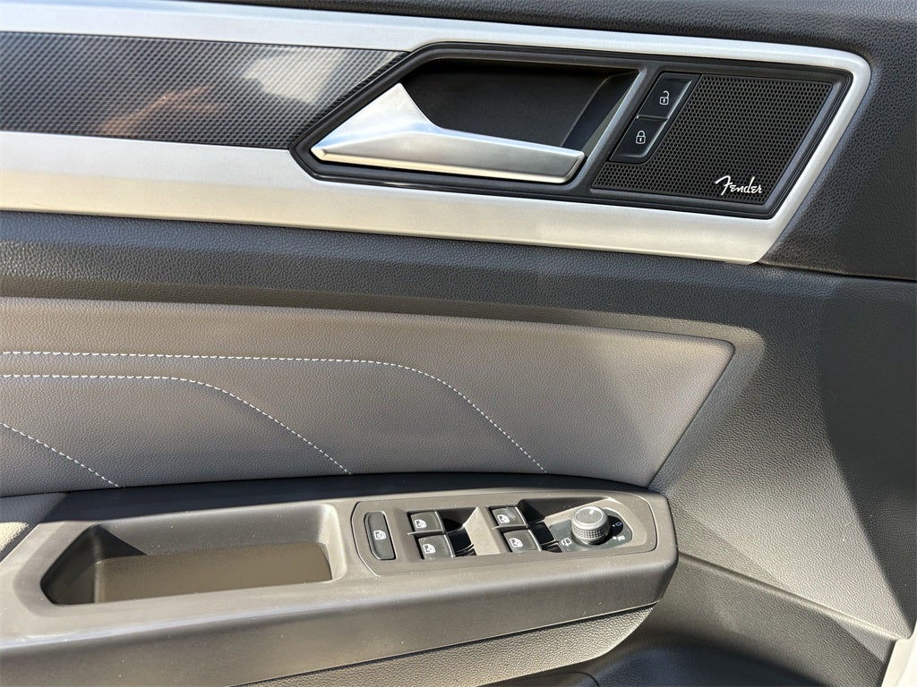 2022 Volkswagen Atlas Cross Sport 3.6L V6 SEL Premium R-Line