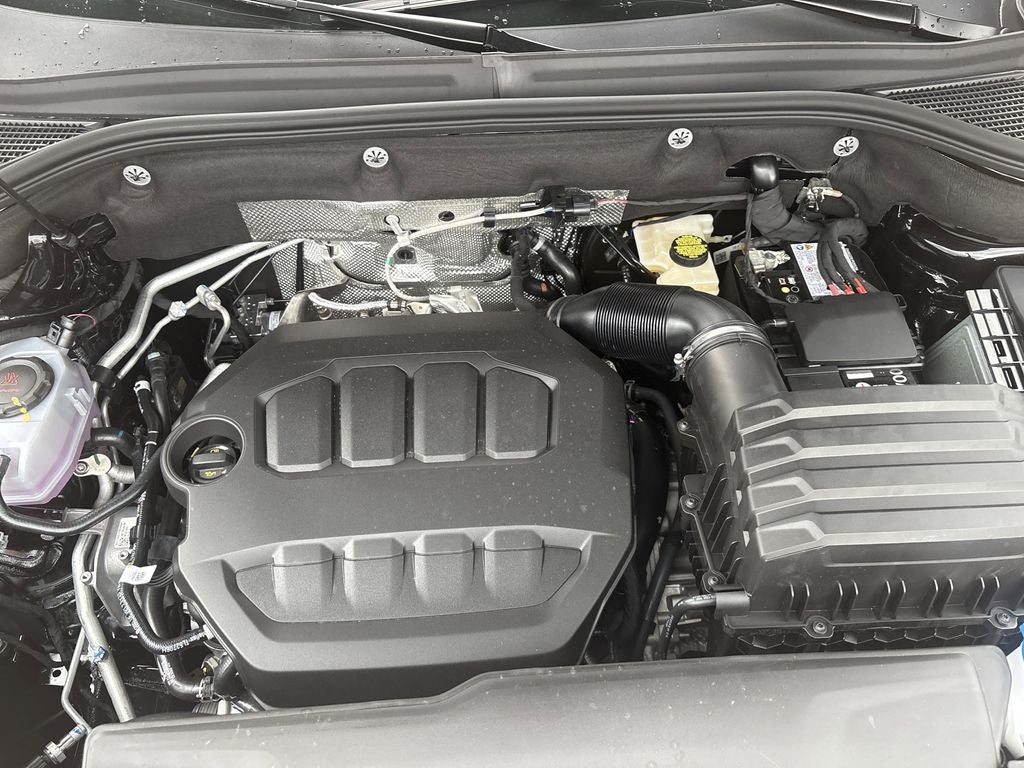2025 Volkswagen Atlas 2.0T SEL Premium R-Line