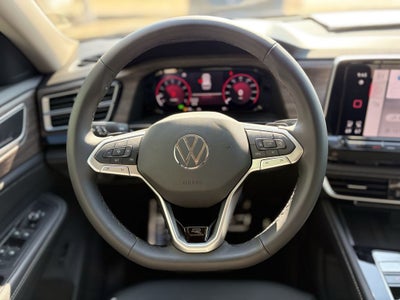 2025 Volkswagen Atlas 2.0T SEL Premium R-Line