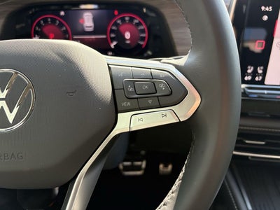 2025 Volkswagen Atlas 2.0T SEL Premium R-Line