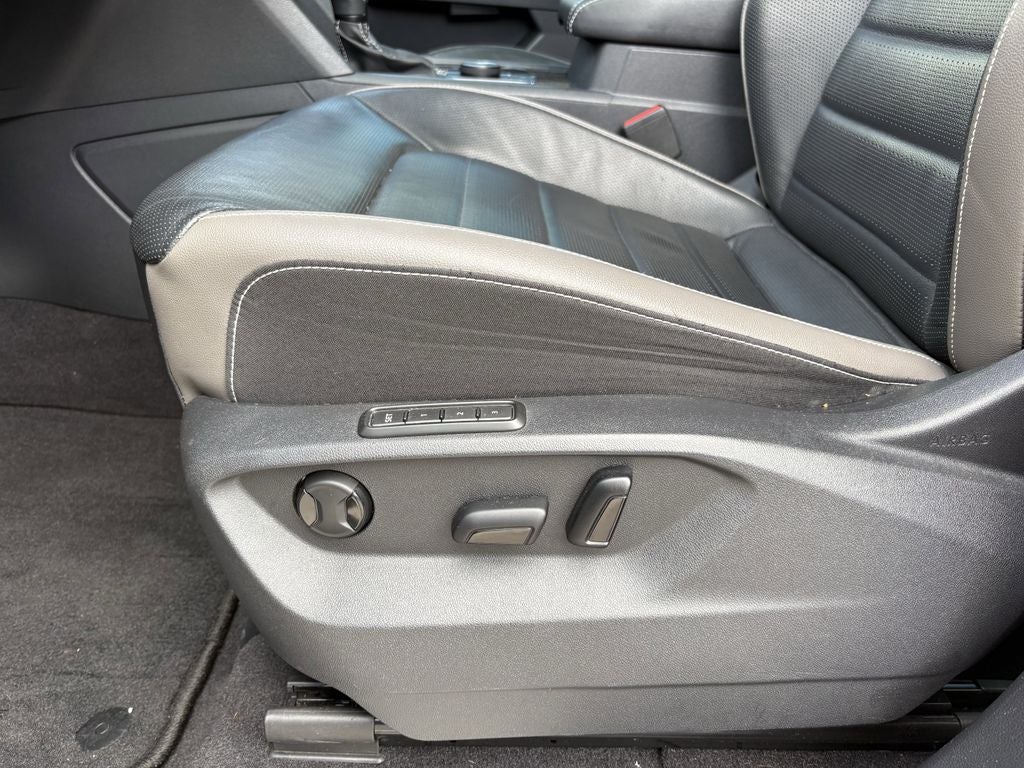 2022 Volkswagen Atlas 3.6L V6 SEL Premium R-Line