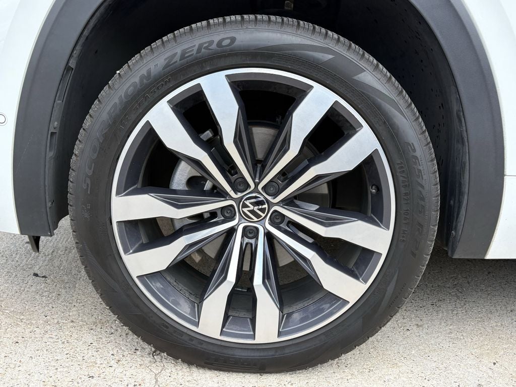 2022 Volkswagen Atlas 3.6L V6 SEL Premium R-Line