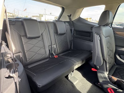 2025 Volkswagen Atlas 2.0T SE w/ Technology