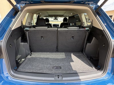 2025 Volkswagen Atlas 2.0T SE w/ Technology