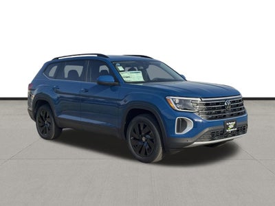 2025 Volkswagen Atlas 2.0T SE w/ Technology