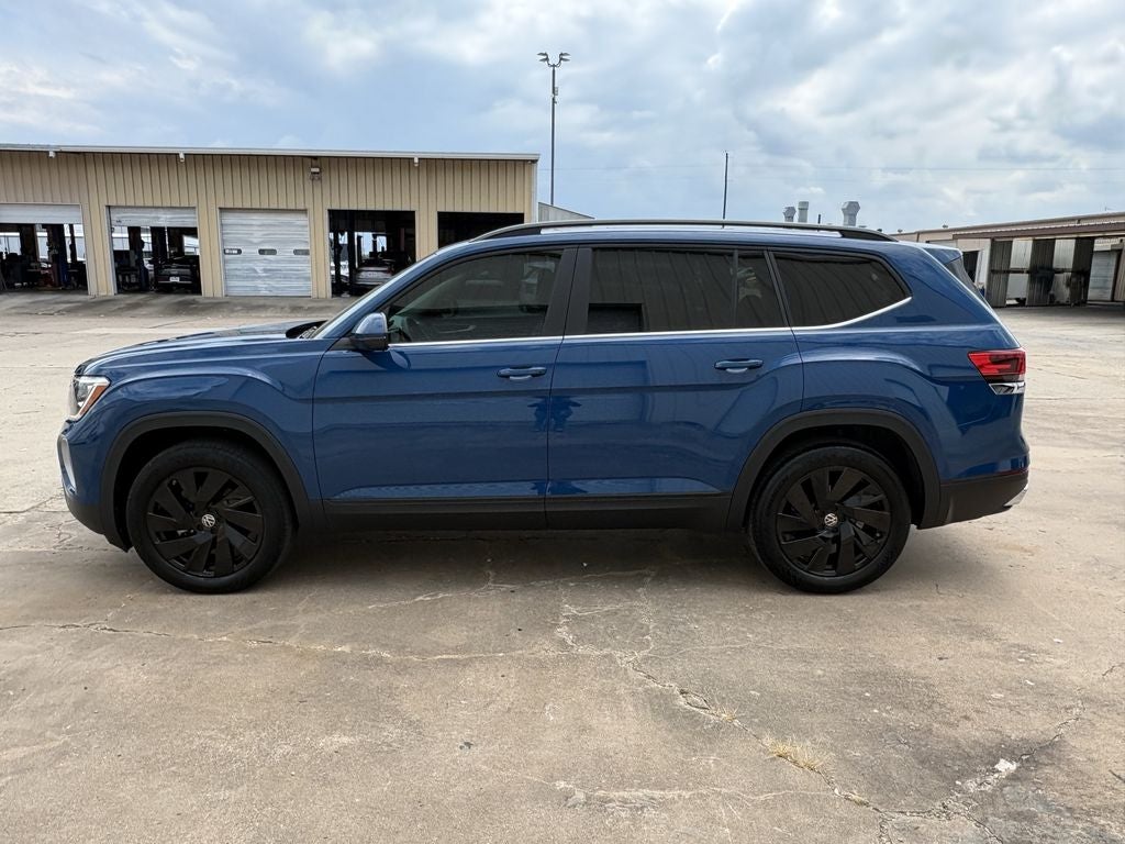2025 Volkswagen Atlas 2.0T SE w/ Technology