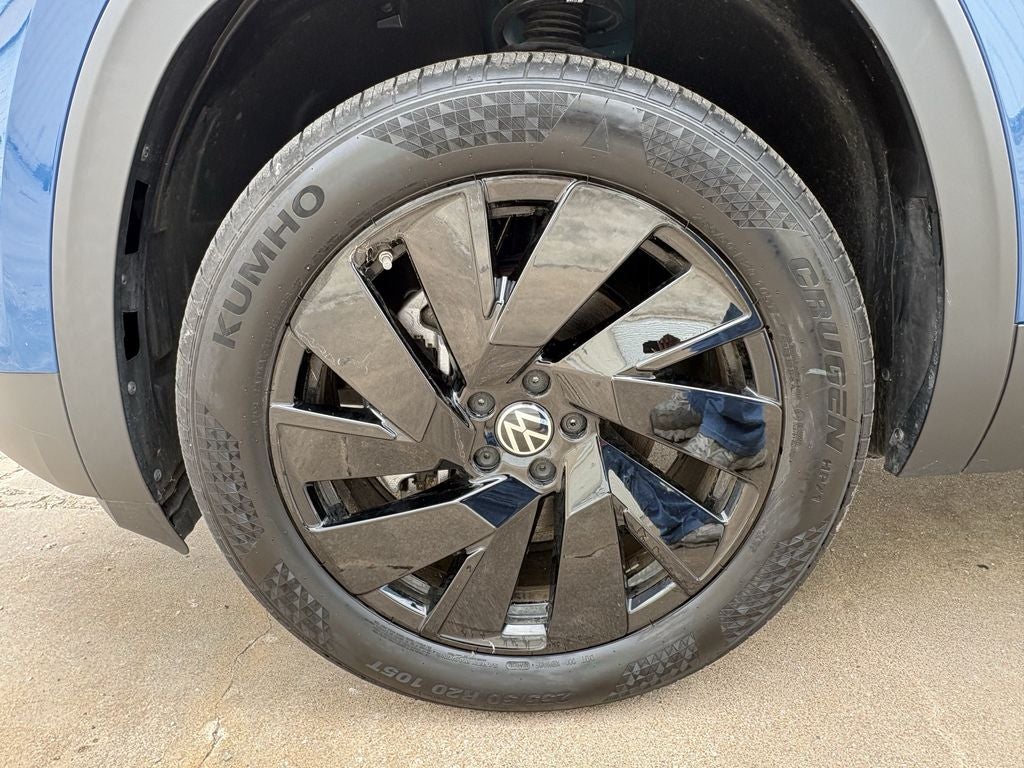 2025 Volkswagen Atlas 2.0T SE w/ Technology