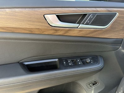 2025 Volkswagen Atlas 2.0T SE w/ Technology