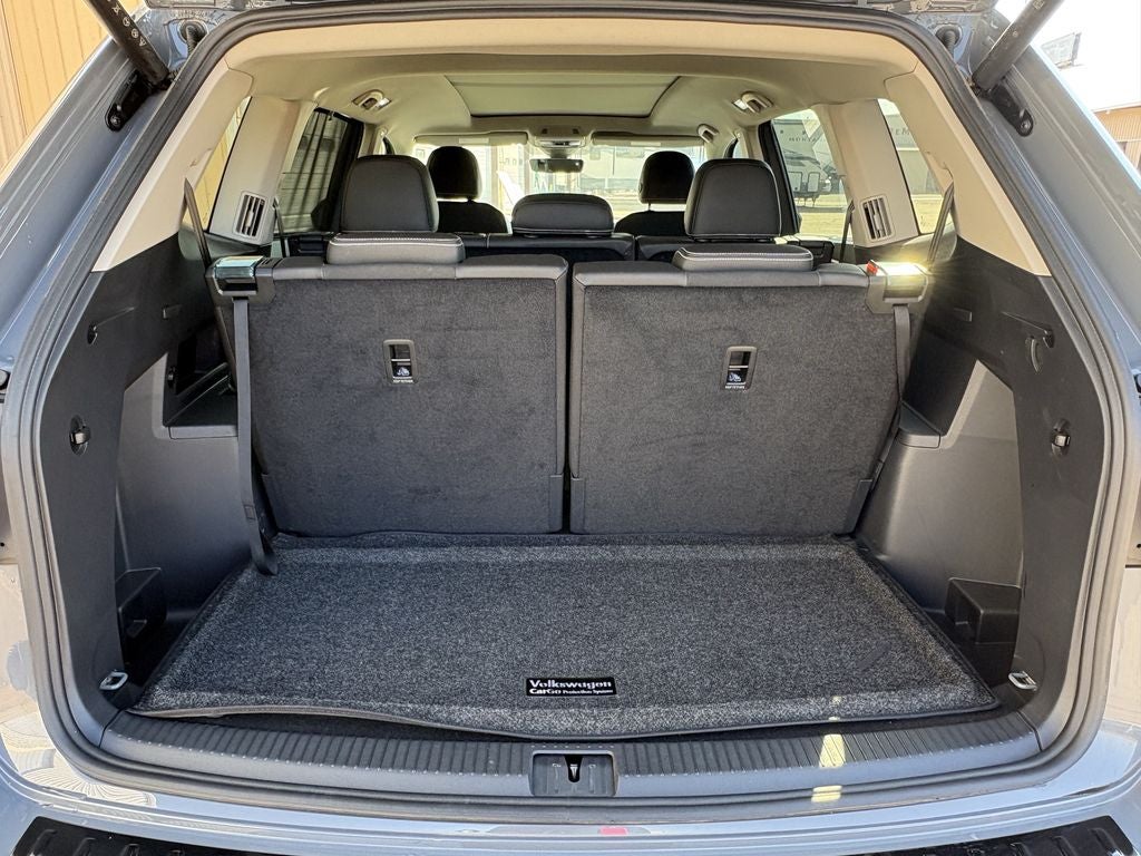 2025 Volkswagen Atlas 2.0T SE w/ Technology