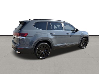 2025 Volkswagen Atlas 2.0T SE w/ Technology