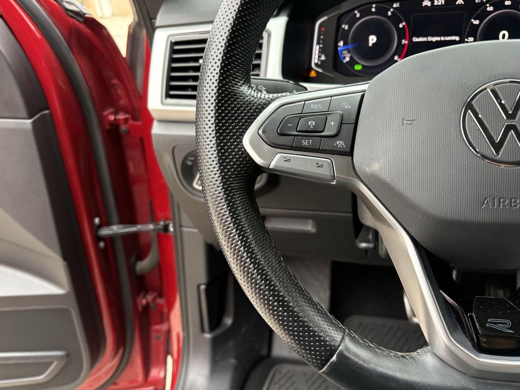 2023 Volkswagen Atlas Cross Sport 2.0T SEL R-Line