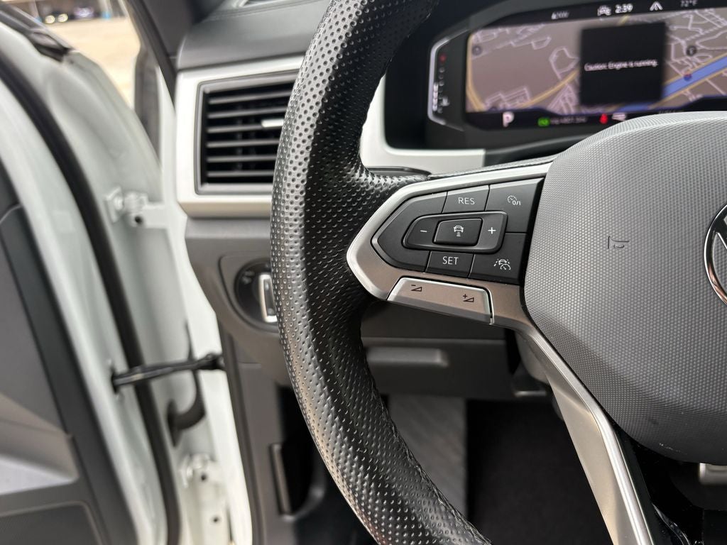 2022 Volkswagen Atlas Cross Sport 2.0T SEL R-Line
