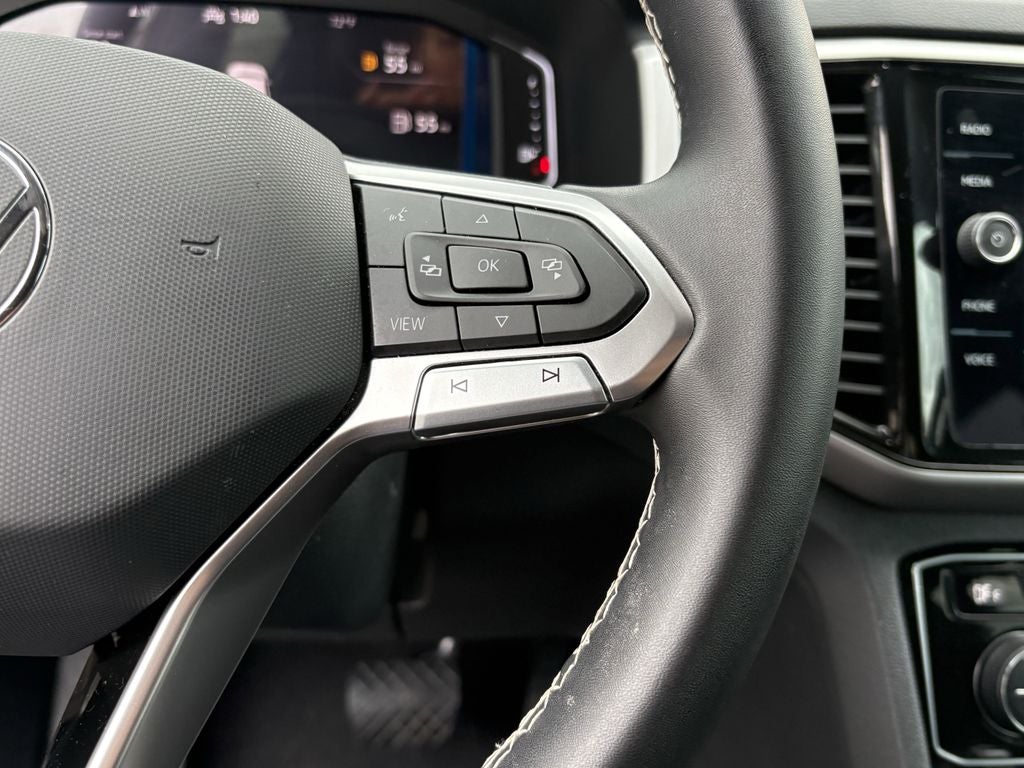 2023 Volkswagen Atlas Cross Sport 2.0T SE w/Technology