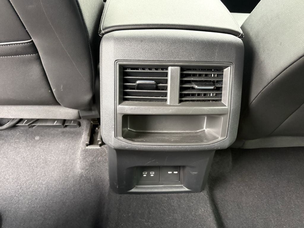 2023 Volkswagen Atlas Cross Sport 2.0T SE w/Technology