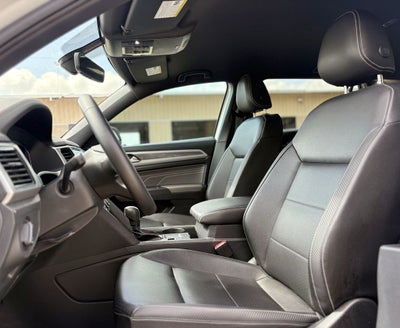 2023 Volkswagen Atlas Cross Sport 2.0T SE w/Technology