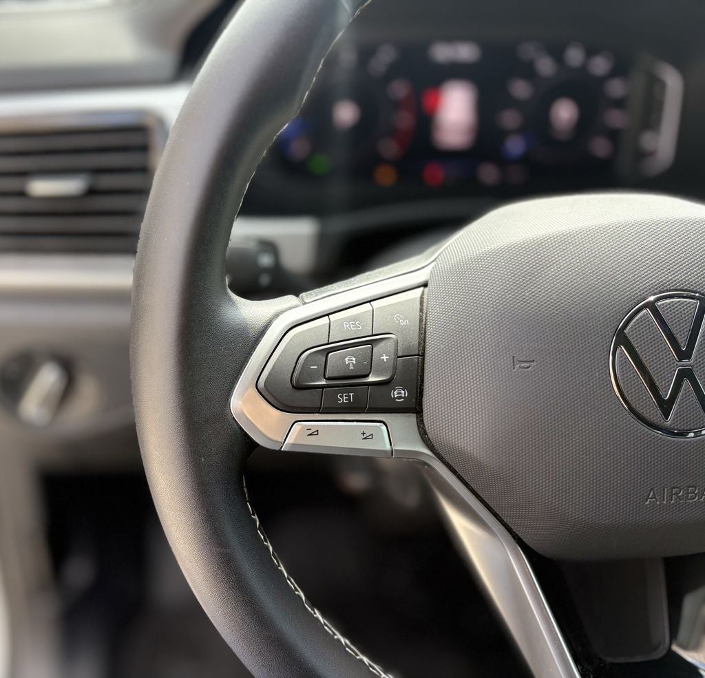 2023 Volkswagen Atlas Cross Sport 2.0T SE w/Technology