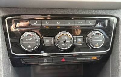 2023 Volkswagen Atlas Cross Sport 2.0T SE w/Technology