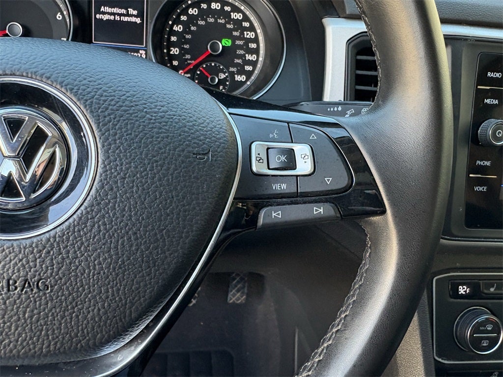 2020 Volkswagen Atlas 2.0T SE w/Technology w/Technology
