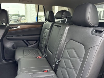 2025 Volkswagen Atlas 2.0T SE w/ Technology