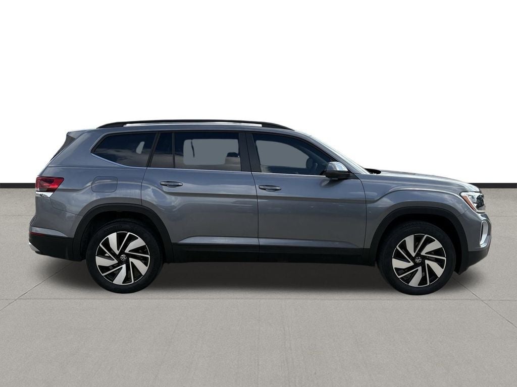 2024 Volkswagen Atlas 2.0T SE w/ Technology