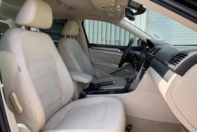2014 Volkswagen Passat Base