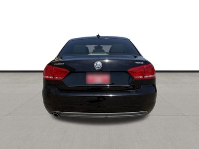 2014 Volkswagen Passat Base