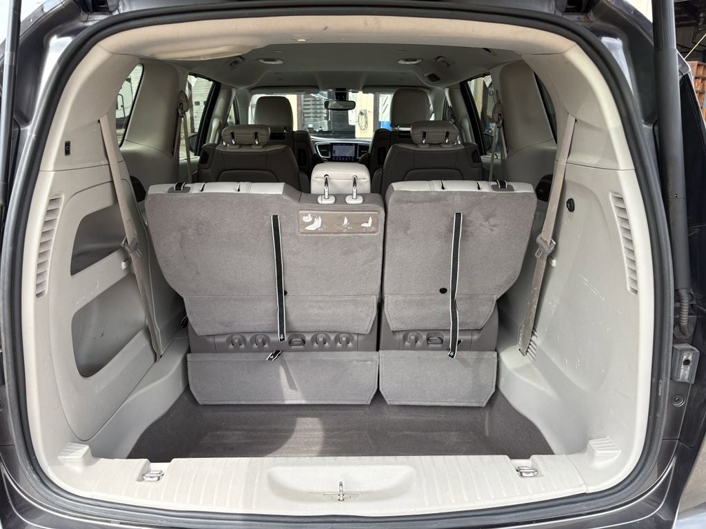 2018 Chrysler Pacifica Touring L Plus