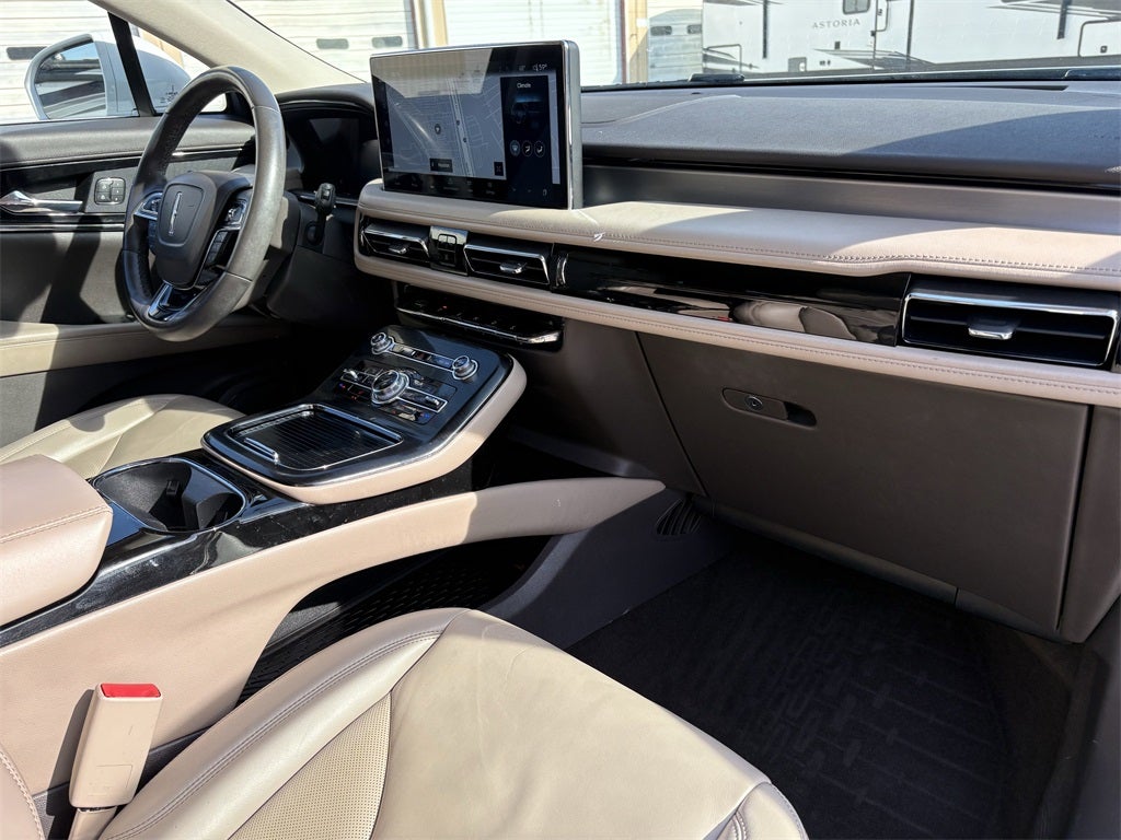 2021 Lincoln Nautilus Standard