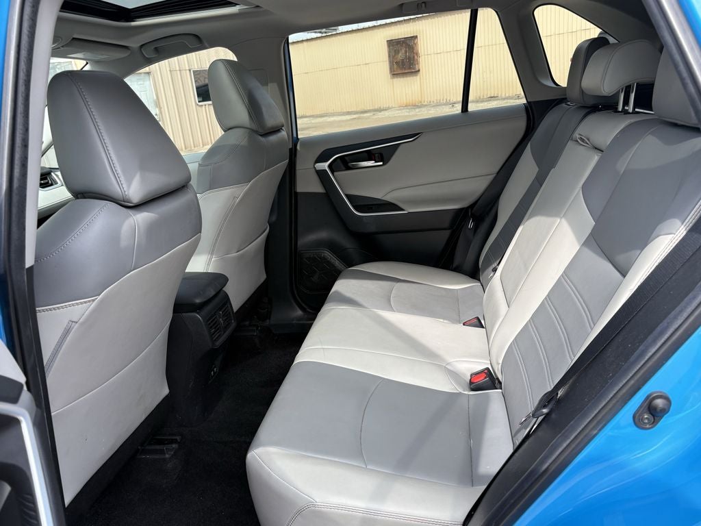 2020 Toyota RAV4 XLE Premium