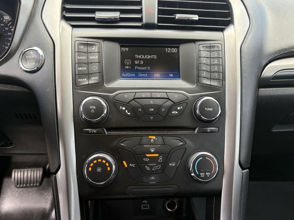 2017 Ford Fusion SE