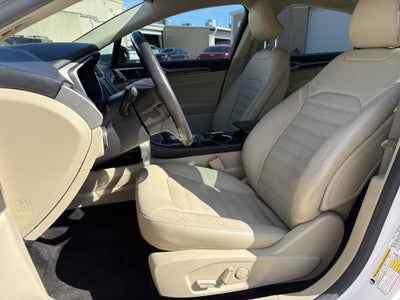 2015 Ford Fusion SE